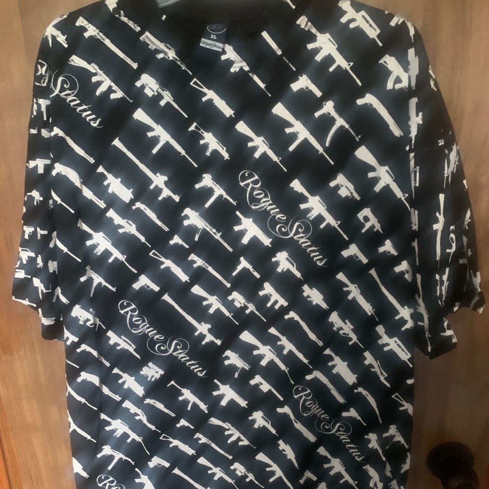 Rogue Status Gun Show T-Shirt XL DC Rob Dyrdek